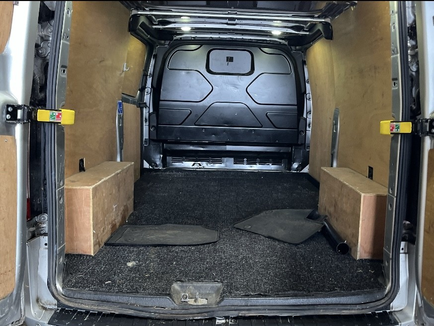 Used Ford Transit Custom 2016 for sale - 76830397: Photo 7