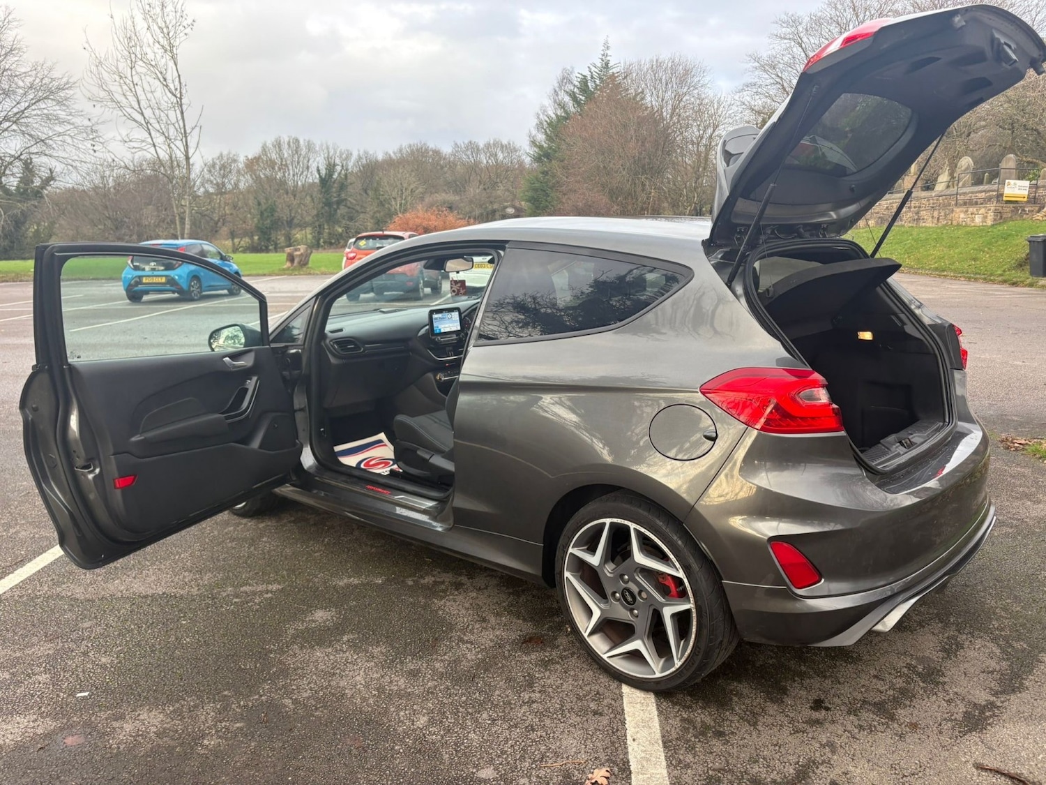 Used Ford Fiesta 2018 for sale - 76896888: Photo 6