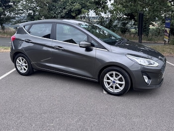 Used Ford Fiesta 2018 for sale - 79216201: Photo