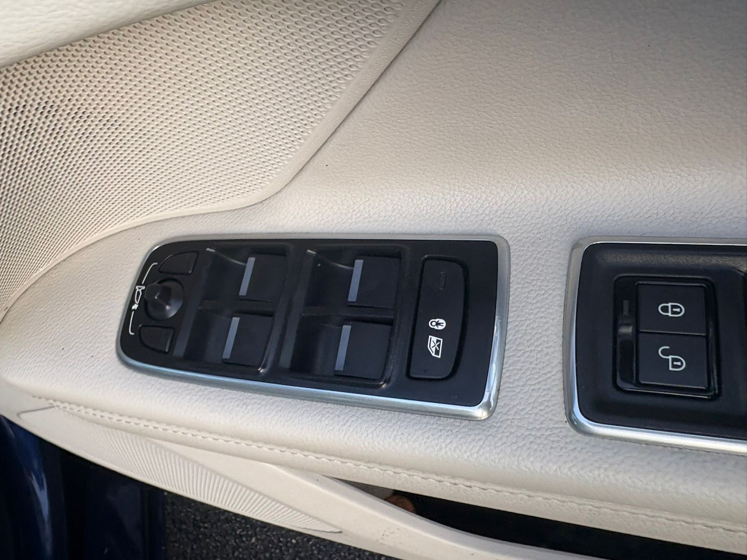 Used Jaguar XF 2017 for sale - 77453112: Photo 20