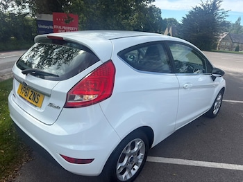 Used Ford Fiesta 2011 for sale - 78969016: Photo
