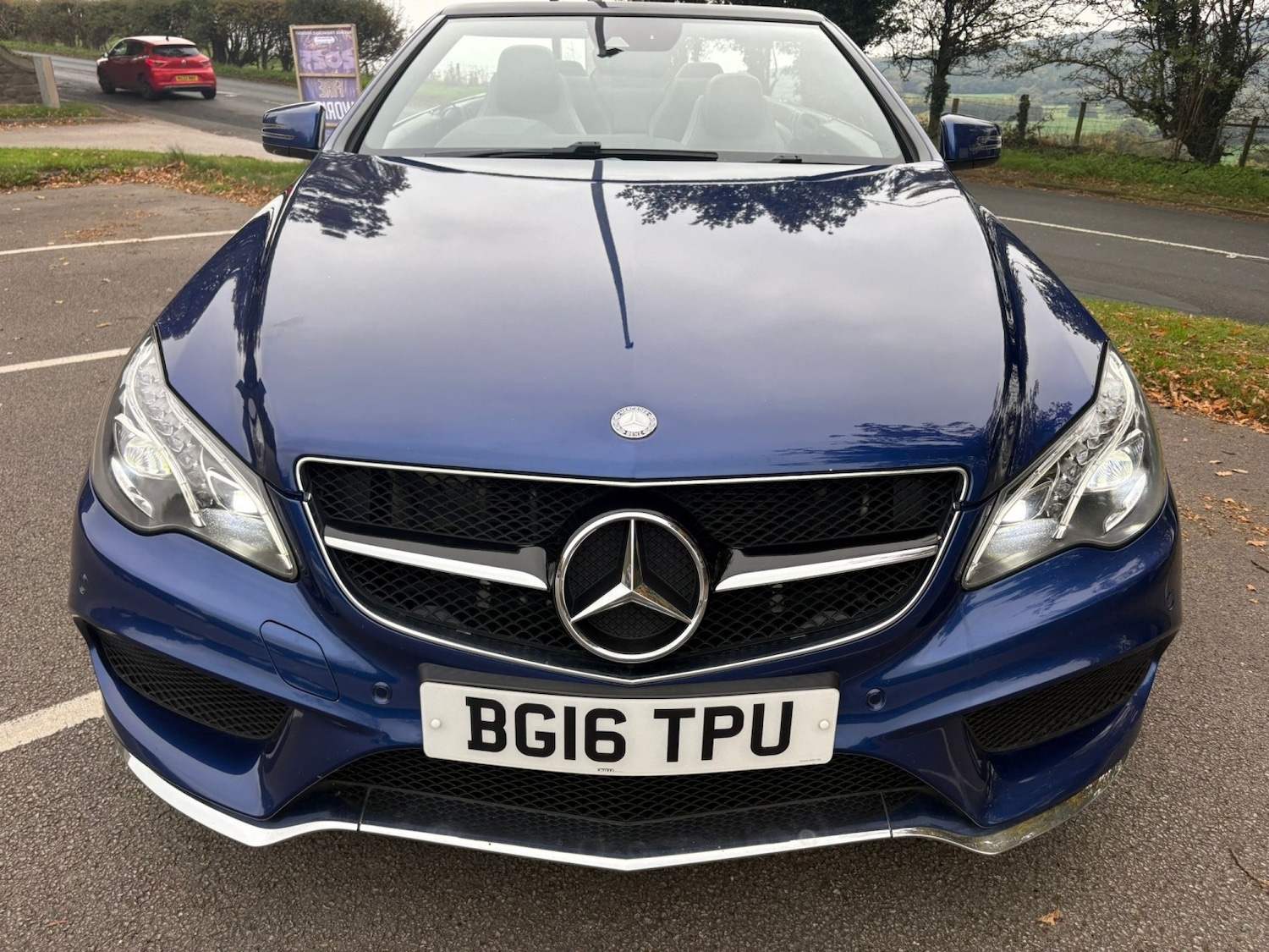 Used Mercedes-Benz E Class 2016 for sale - 76471304: Photo 2