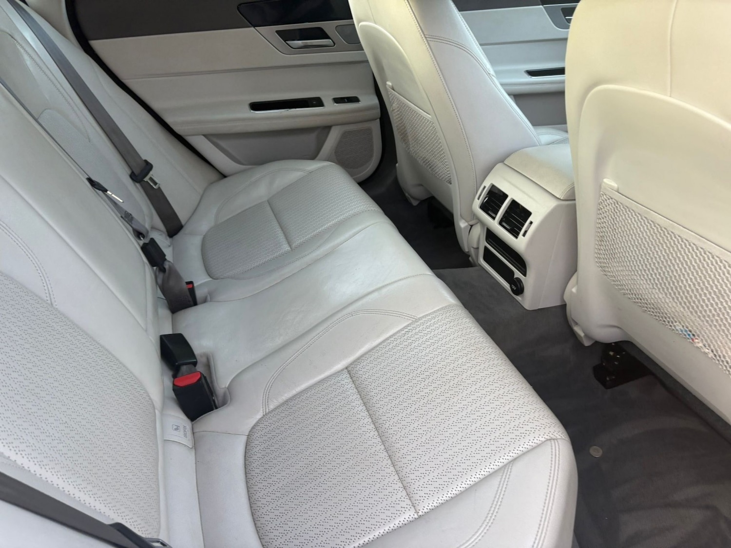 Used Jaguar XF 2017 for sale - 77027970: Photo 19