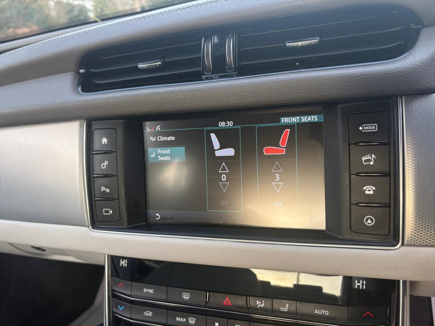 Used Jaguar XF 2017 for sale - 77027970: Photo 23