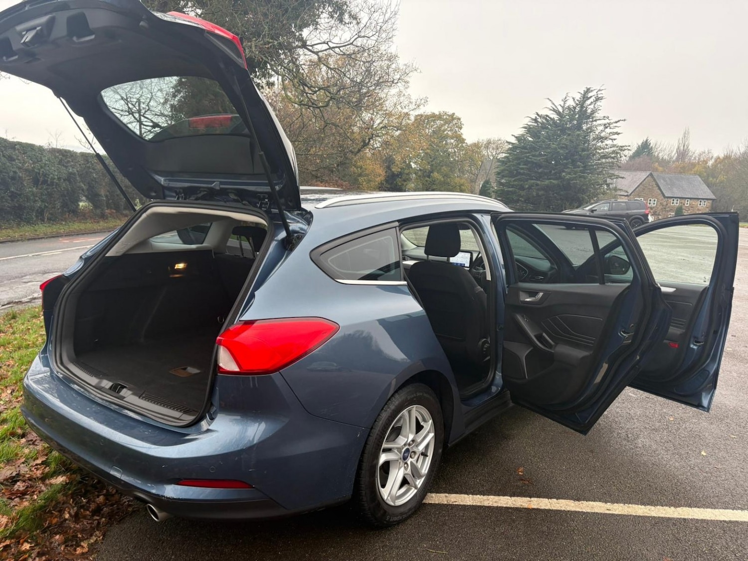 Used Ford Focus 2020 for sale - 76666141: Photo 9