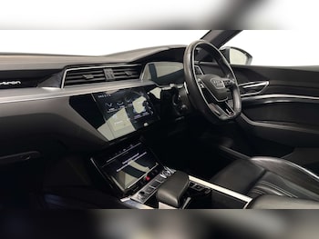 Used Audi e-tron 2022 for sale - 78826048: Photo