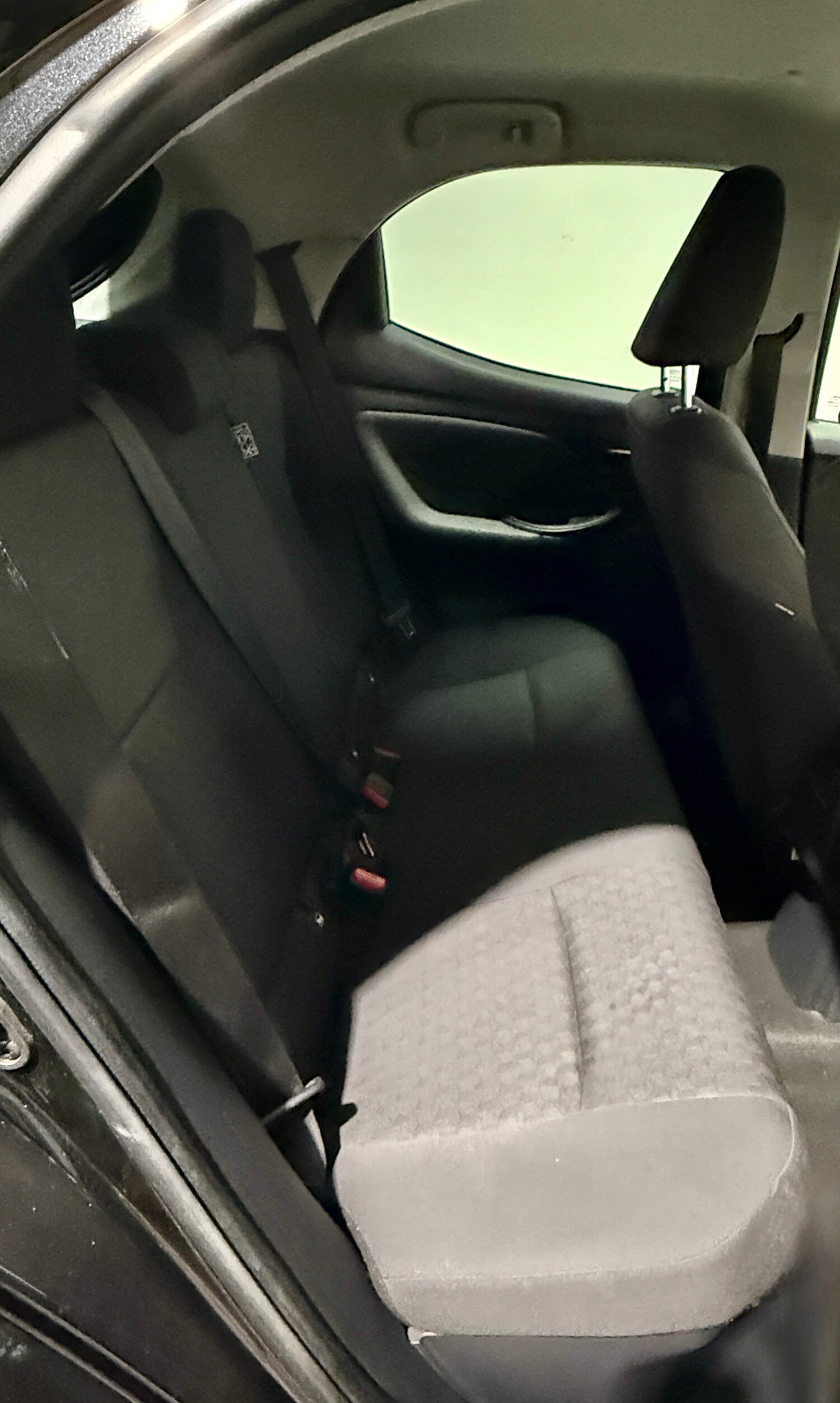 Used Toyota Yaris 2021 for sale - 75959765: Photo 10