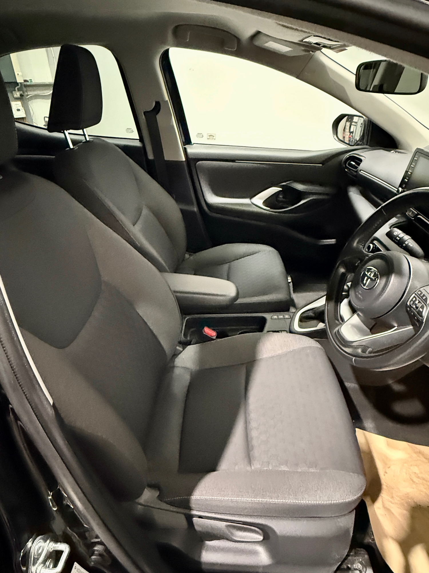 Used Toyota Yaris 2021 for sale - 75959765: Photo 9