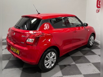 Used Suzuki Swift 2020 for sale - 76145803: Photo