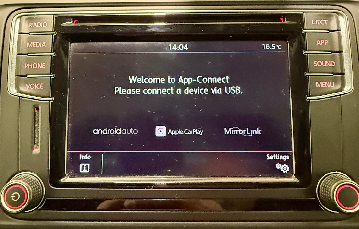 Used Volkswagen Transporter 2018 for sale - 78090272: Photo 14