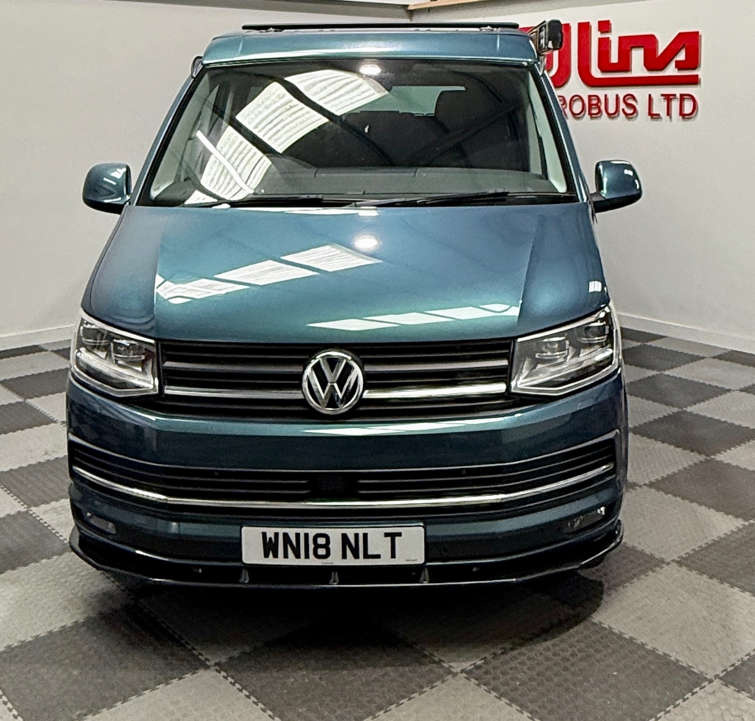 Used Volkswagen Transporter 2018 for sale - 78090272: Photo 5