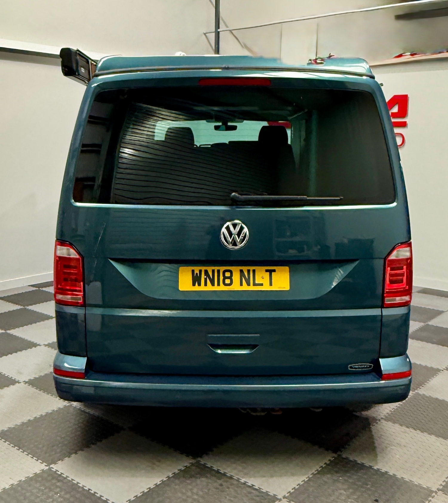 Used Volkswagen Transporter 2018 for sale - 78090272: Photo 6