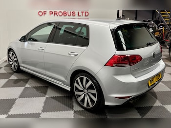 Used Volkswagen Golf 2017 for sale - 76221918: Photo 3
