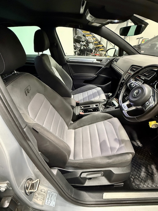 Used Volkswagen Golf 2017 for sale - 76221918: Photo 8