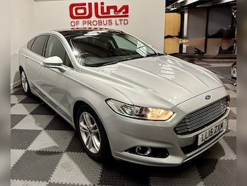 2015 (15) - 2.0 TDCi Titanium 5dr
