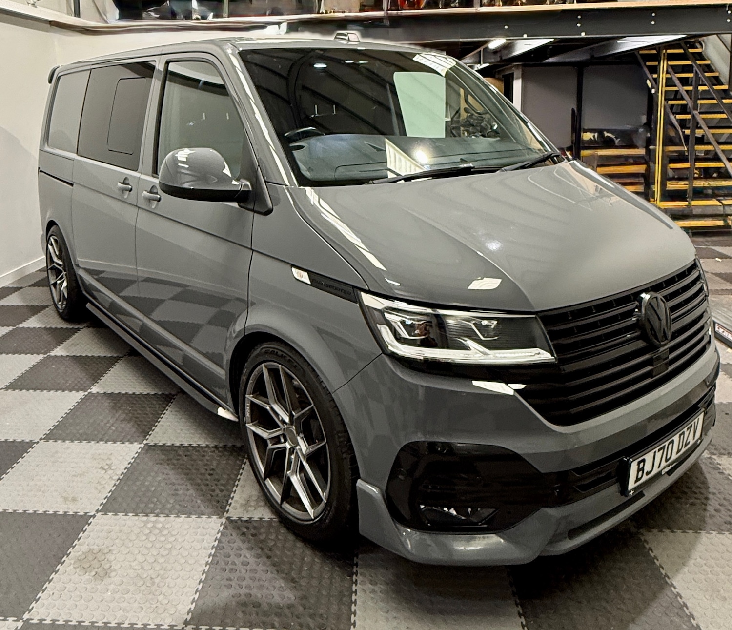Used Volkswagen Transporter 2020 for sale - 77104749: Photo 1