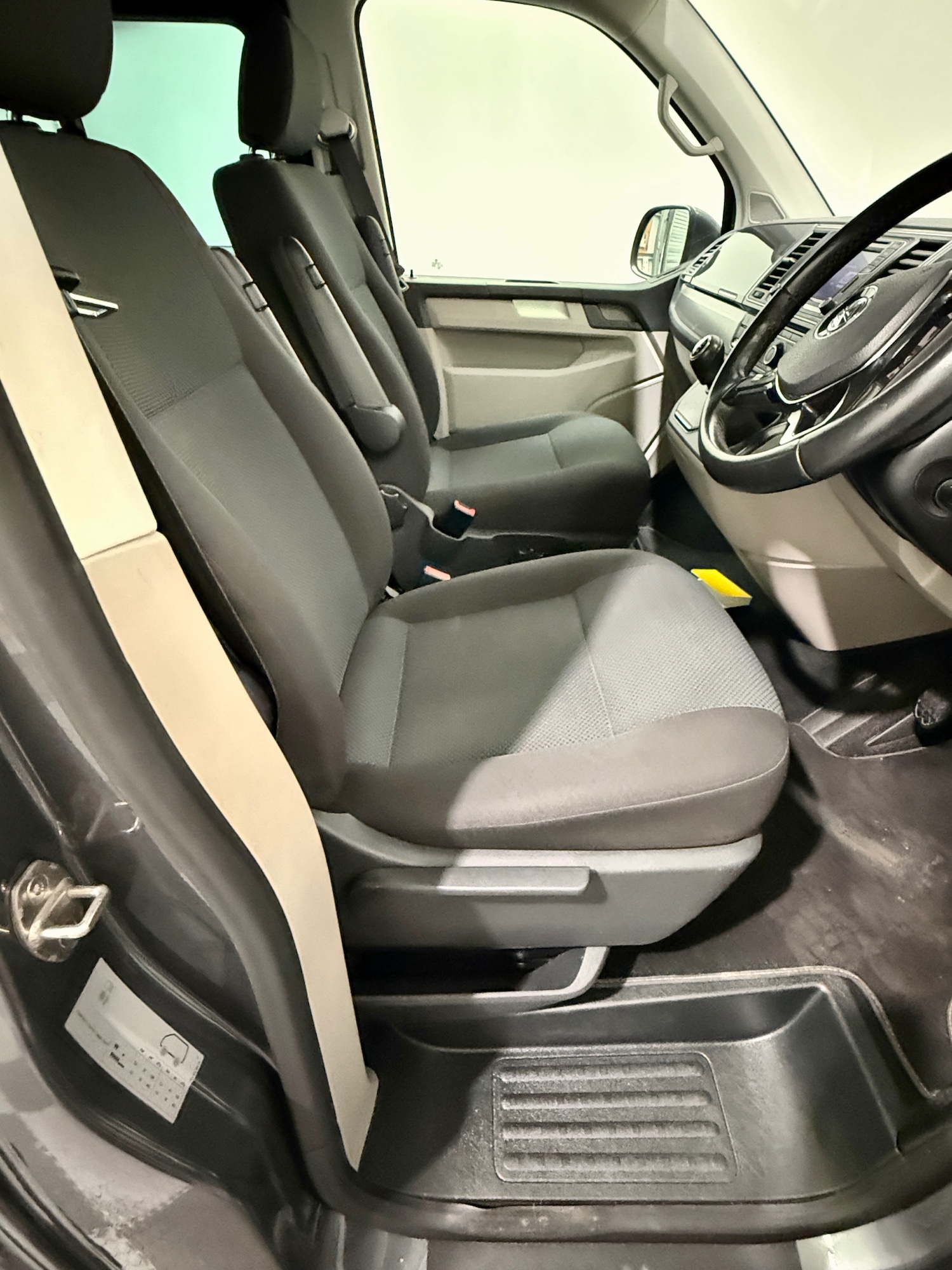 Used Volkswagen Transporter 2019 for sale - 77928329: Photo 8