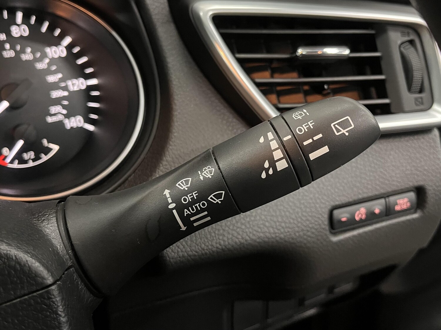 Used Nissan Qashqai for sale - 78149625: Photo 31