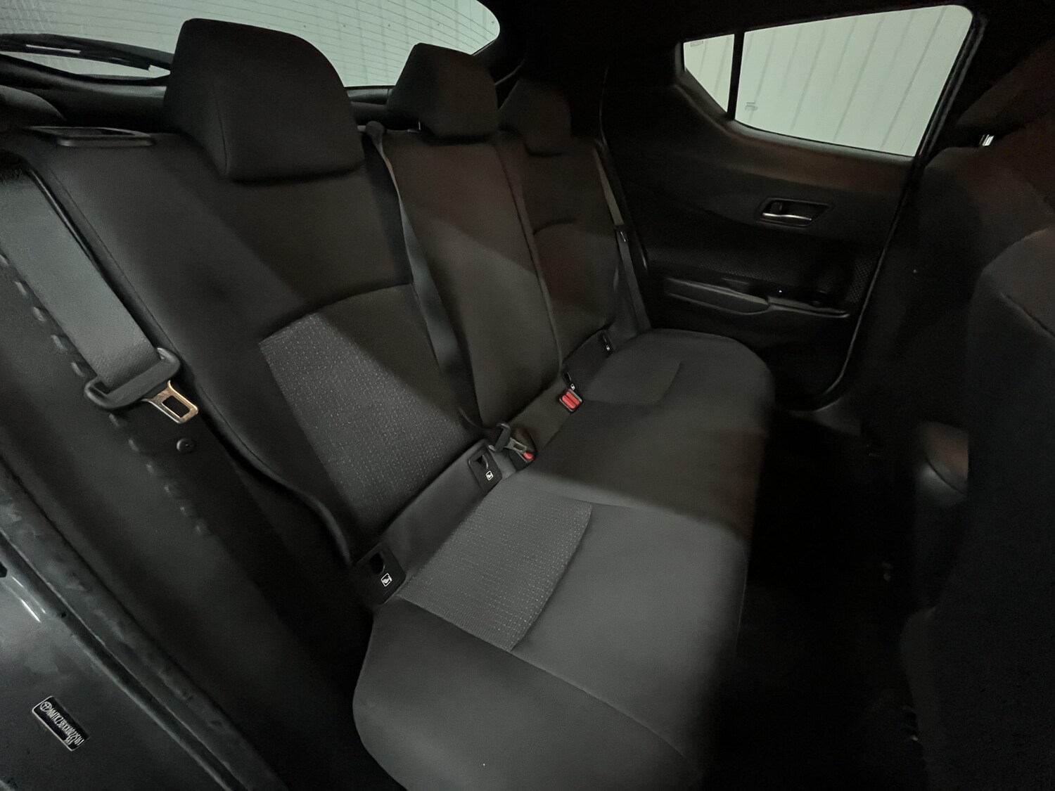 Used Toyota C-HR 2018 for sale - 78171898: Photo 11