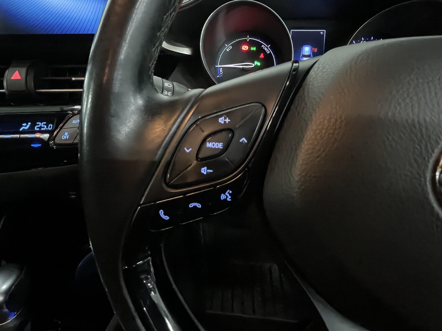 Used Toyota C-HR 2018 for sale - 78171898: Photo 34