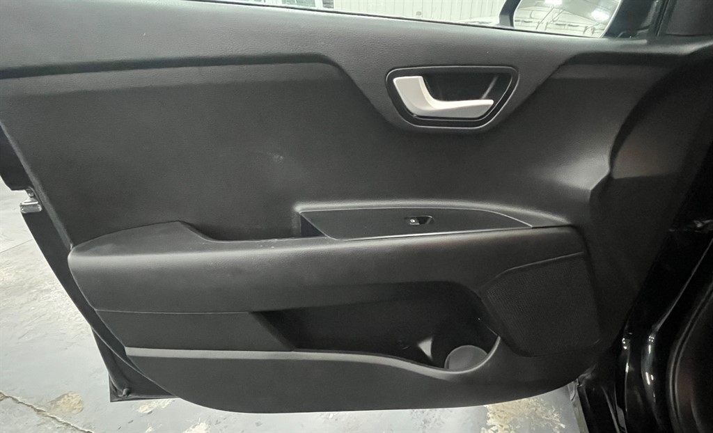 Used Kia Rio 2018 for sale - 77918247: Photo 24