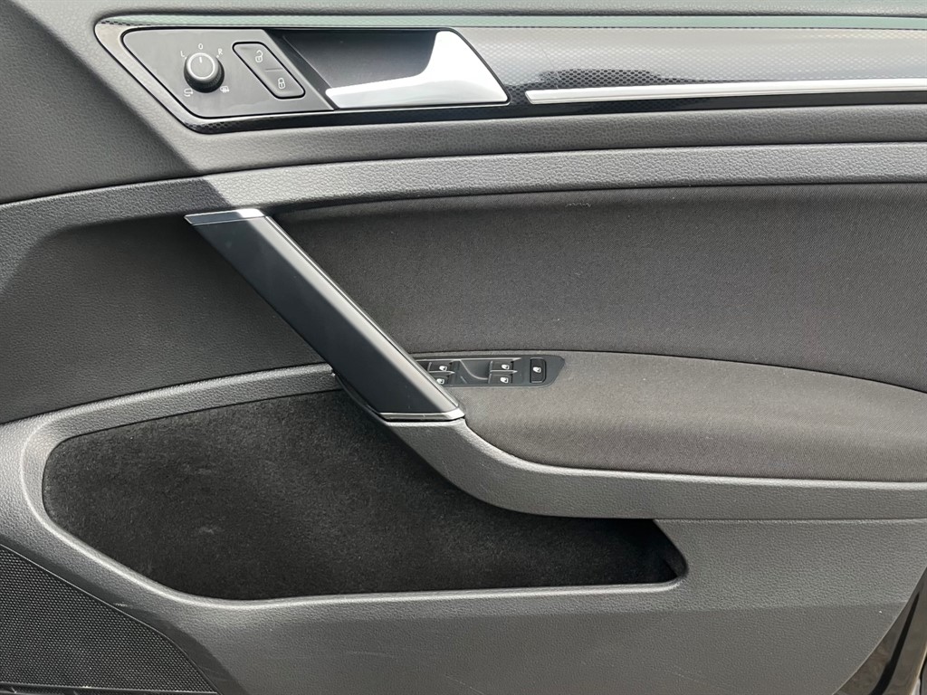 Used Volkswagen Golf 2016 for sale - 76933389: Photo 16