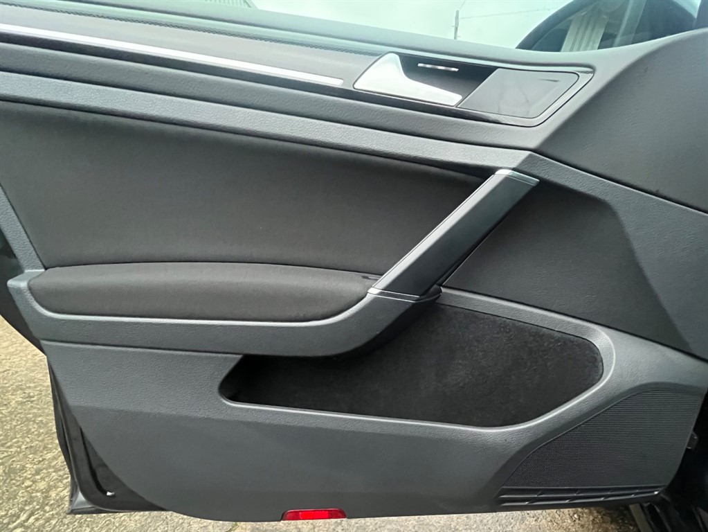 Used Volkswagen Golf 2016 for sale - 76933389: Photo 24