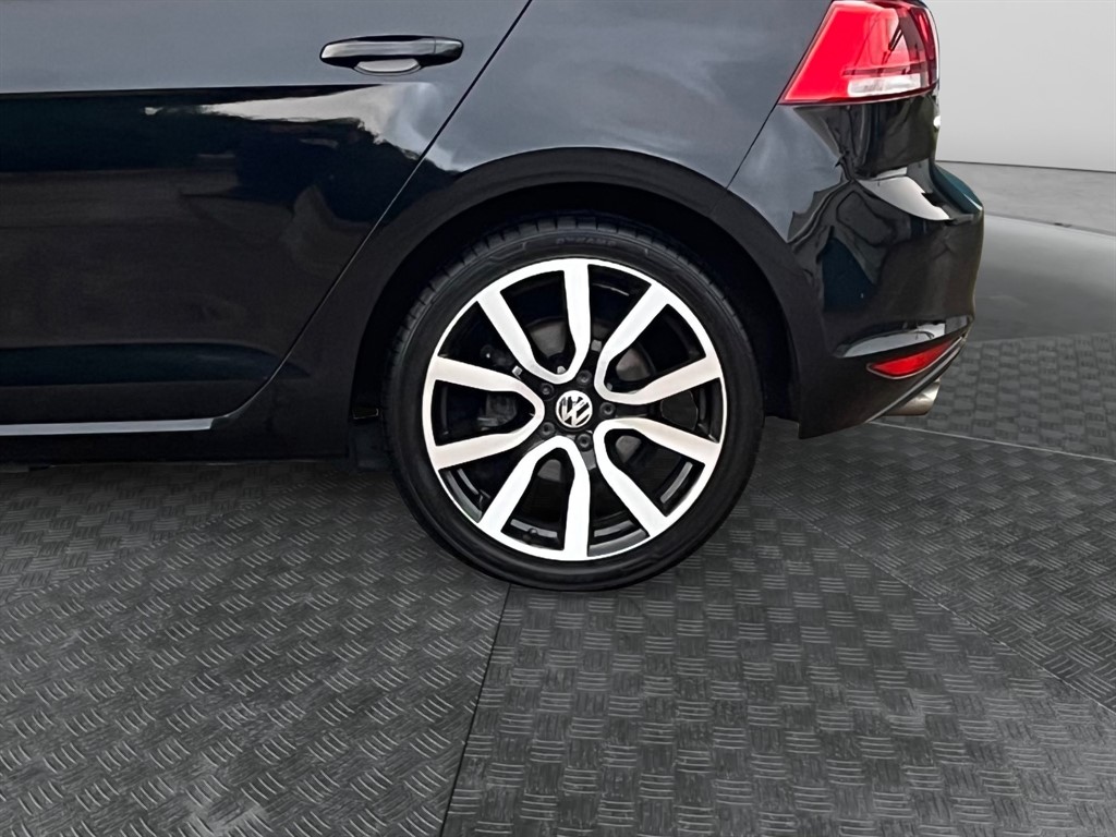 Used Volkswagen Golf 2016 for sale - 76933389: Photo 36