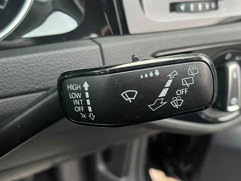 Used Volkswagen Golf 2016 for sale - 76933389: Photo 48