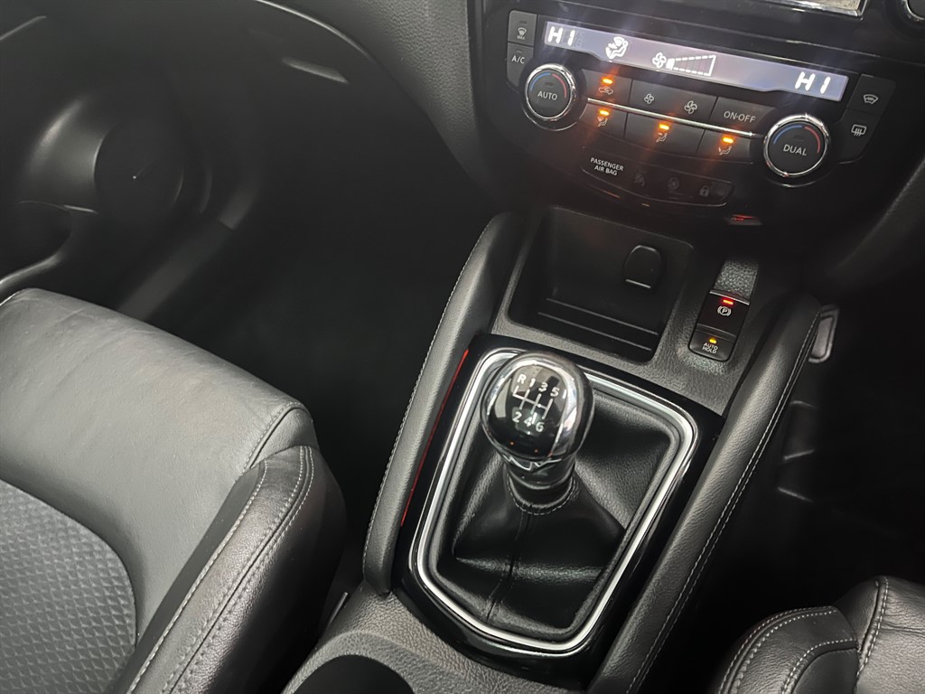 Used Nissan Qashqai 2018 for sale - 77492970: Photo 15