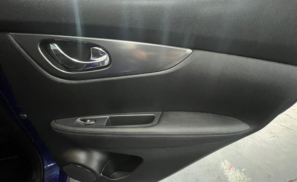 Used Nissan Qashqai 2018 for sale - 77492970: Photo 24