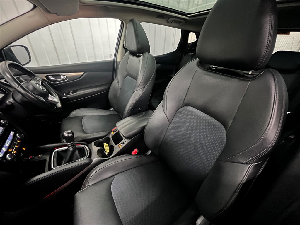 Used Nissan Qashqai 2018 for sale - 77492970: Photo 30