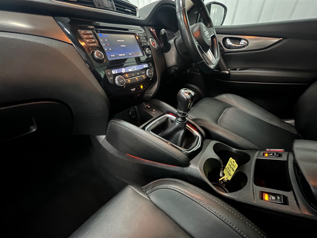 Used Nissan Qashqai 2018 for sale - 77492970: Photo 31