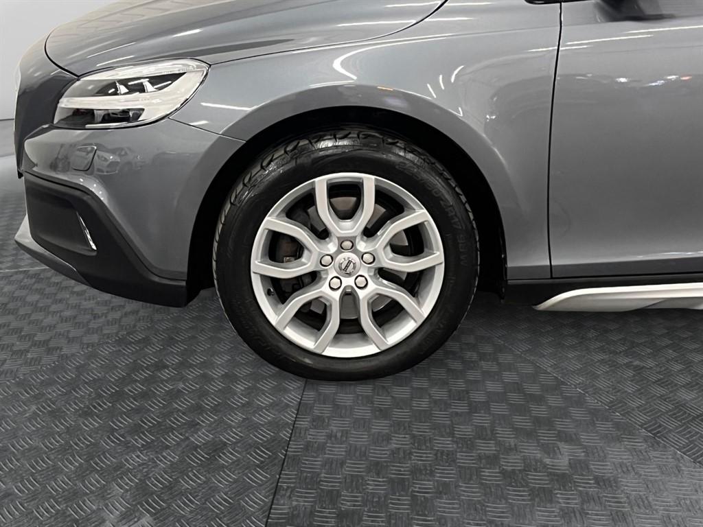 Used Volvo V40 Cross Country for sale - 78149624: Photo 12