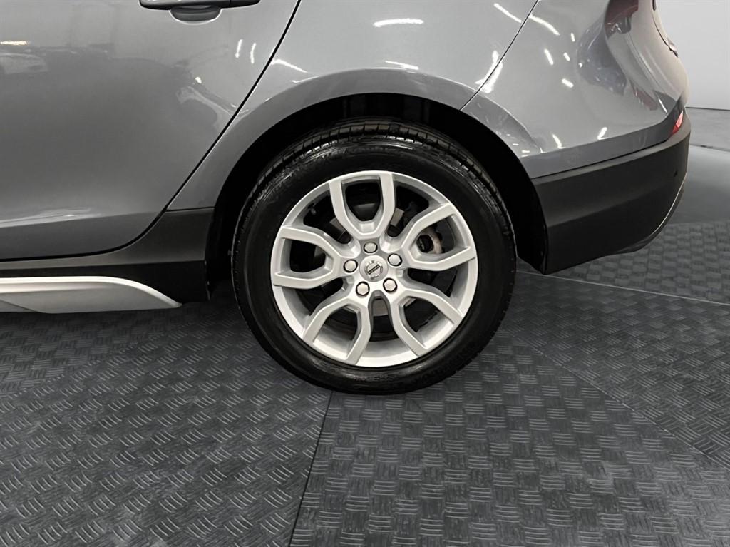 Used Volvo V40 Cross Country for sale - 78149624: Photo 13