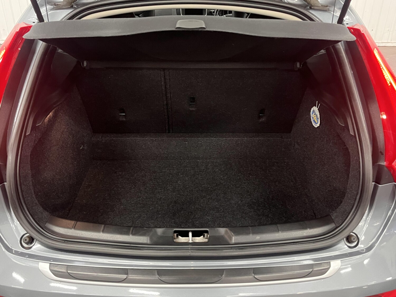 Used Volvo V40 Cross Country for sale - 78149624: Photo 29