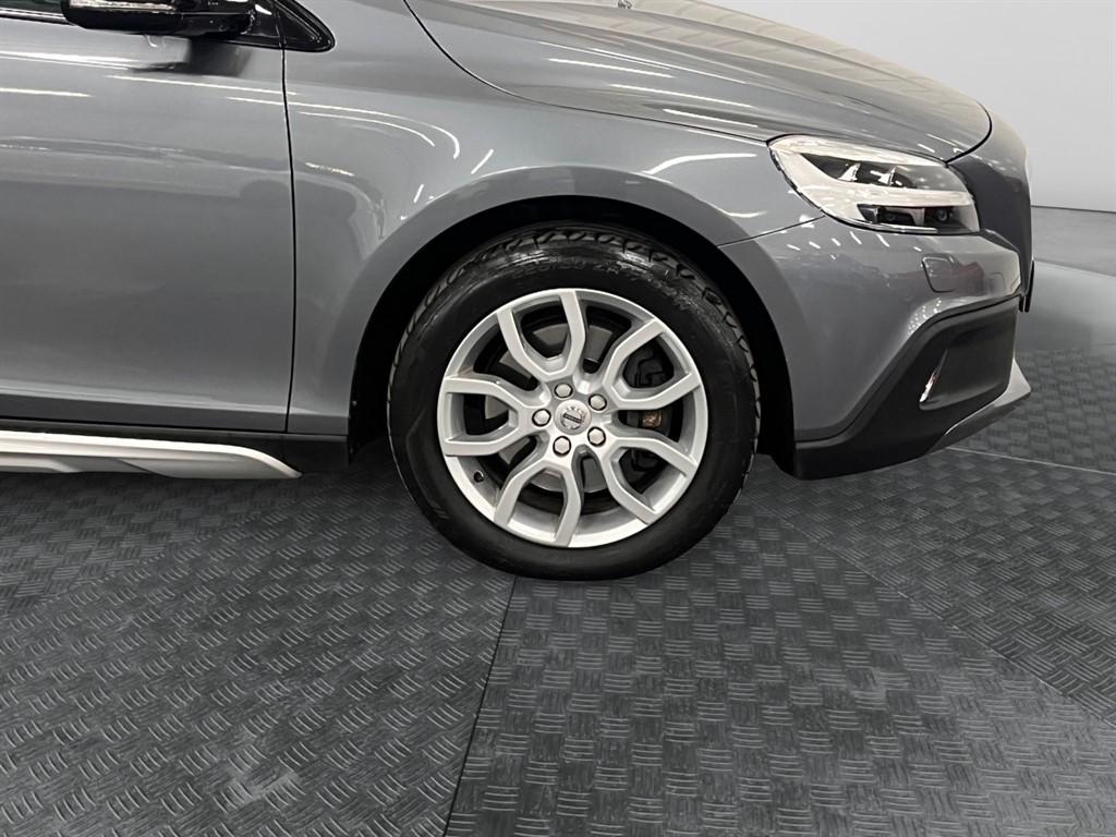 Used Volvo V40 Cross Country for sale - 78149624: Photo 9