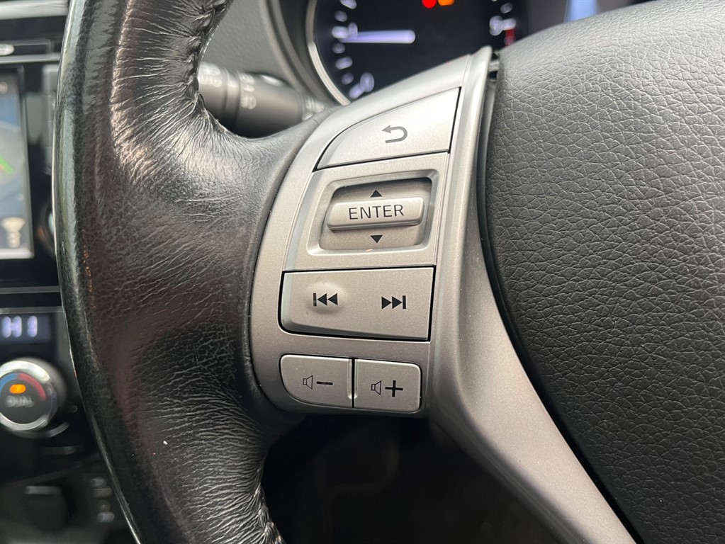 Used Nissan X-Trail 2015 for sale - 77170776: Photo 38