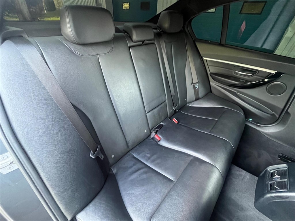 Used BMW 3 Series 2018 for sale - 76780500: Photo 14