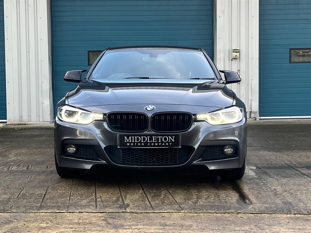 Used BMW 3 Series 2018 for sale - 76780500: Photo 2