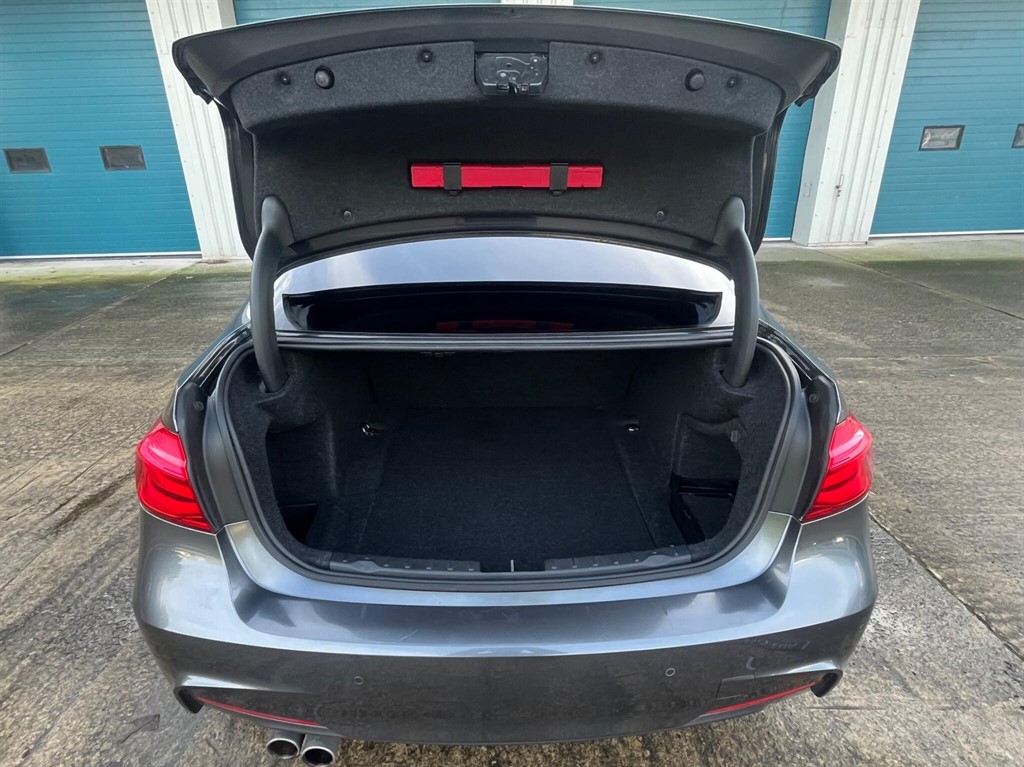 Used BMW 3 Series 2018 for sale - 76780500: Photo 25