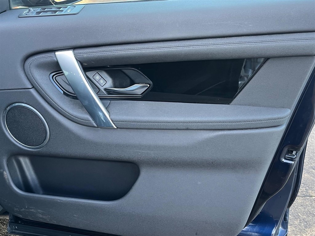 Used Land Rover Discovery Sport 2021 for sale - 76922090: Photo 24