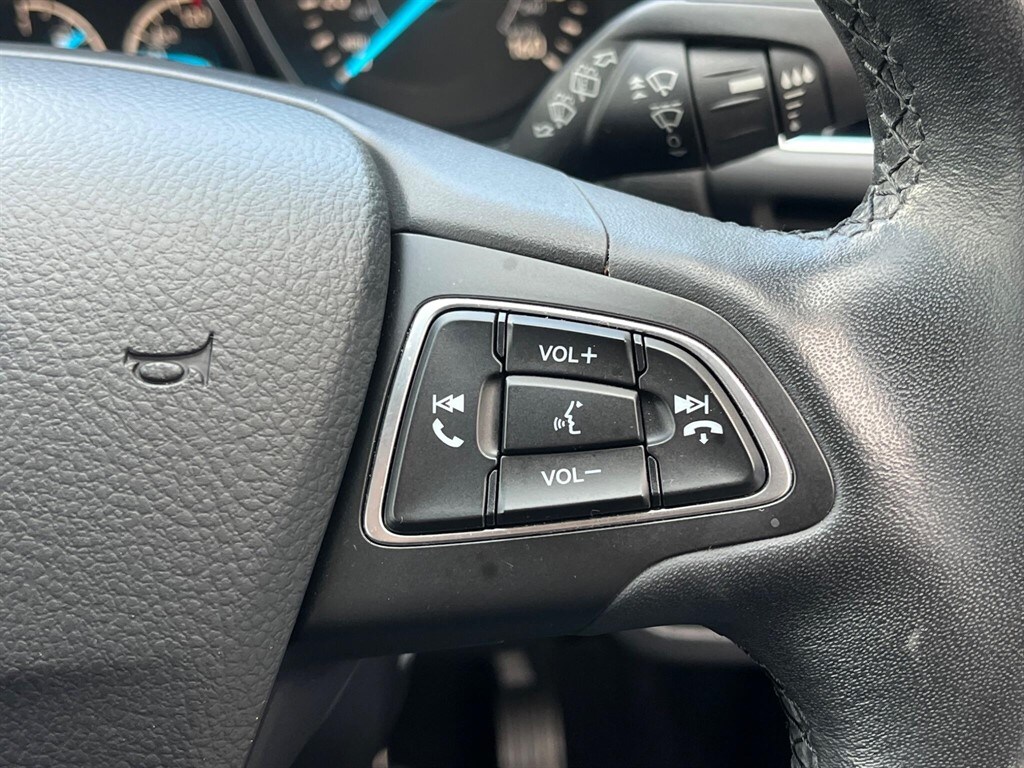 Used Ford Kuga 2017 for sale - 76661229: Photo 25