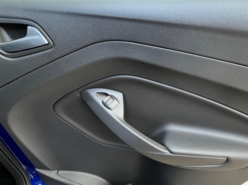 Used Ford Kuga 2017 for sale - 76661229: Photo 31