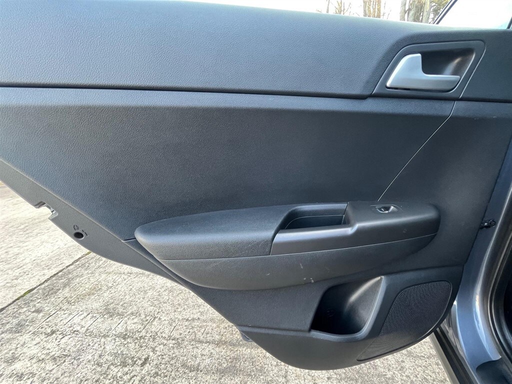 Used Kia Sportage 2016 for sale - 76661238: Photo 32