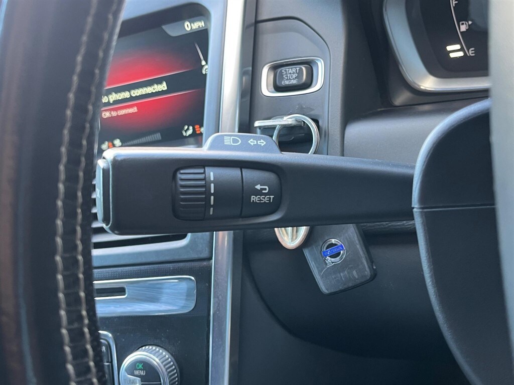 Used Volvo XC60 2015 for sale - 76661226: Photo 28