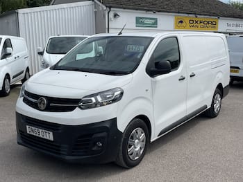 Vauxhall Vivaro feature image