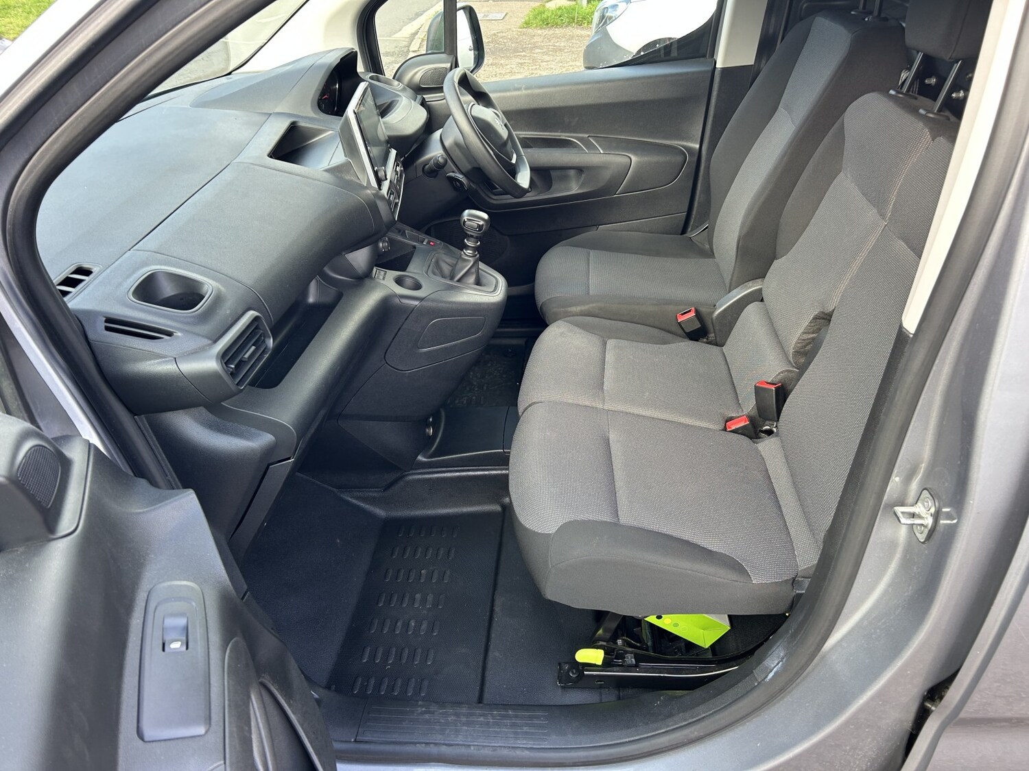 Used Peugeot Partner 2023 for sale - 76198213: Photo 9