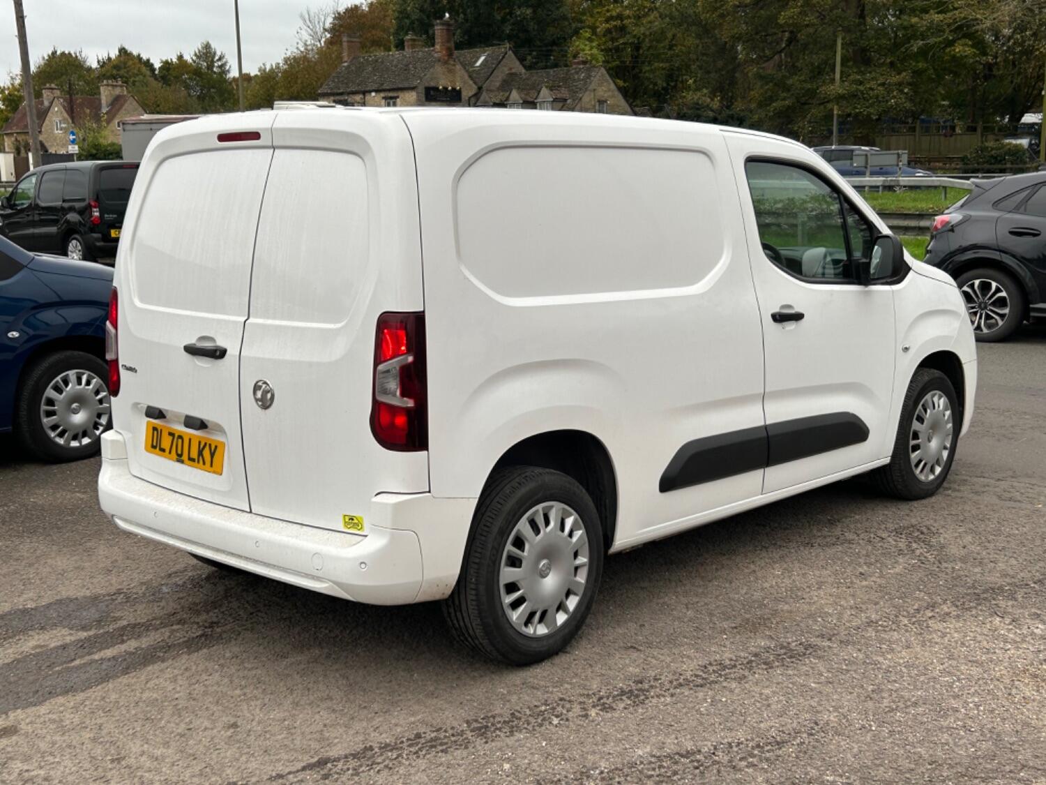 Used Vauxhall Combo 2020 for sale - 76719028: Photo 5