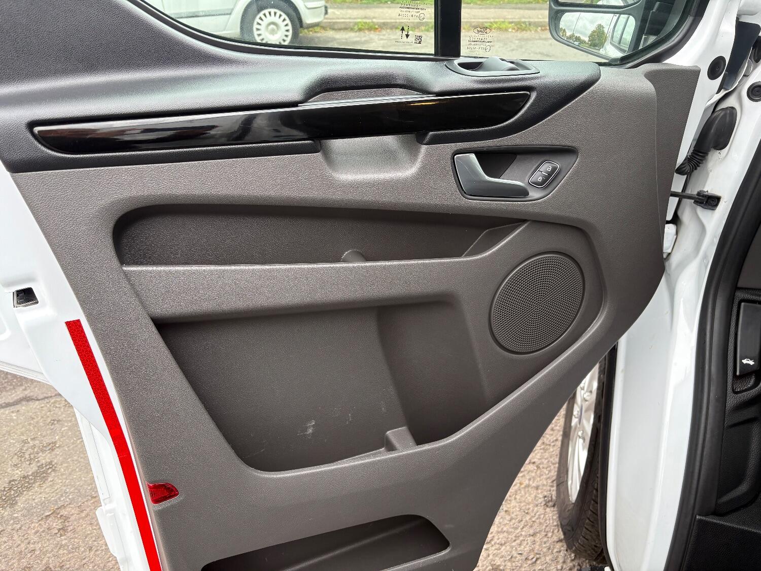 Used Ford Transit Custom 2022 for sale - 76237196: Photo 11